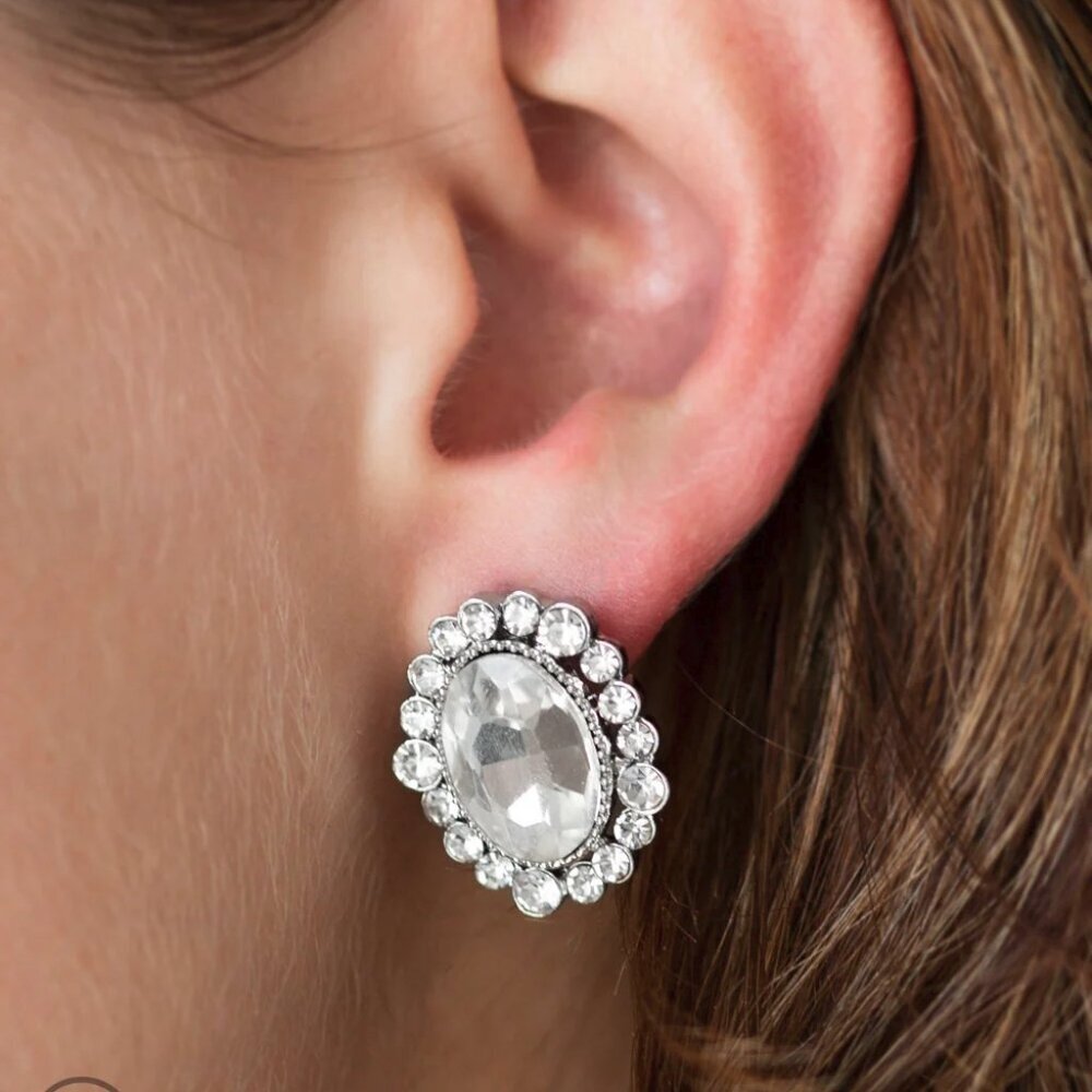 Paparazzi Jewelry Accessories - Hold Court - White Earrings - Vintage